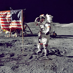 Apollo-11-moon-landing-3